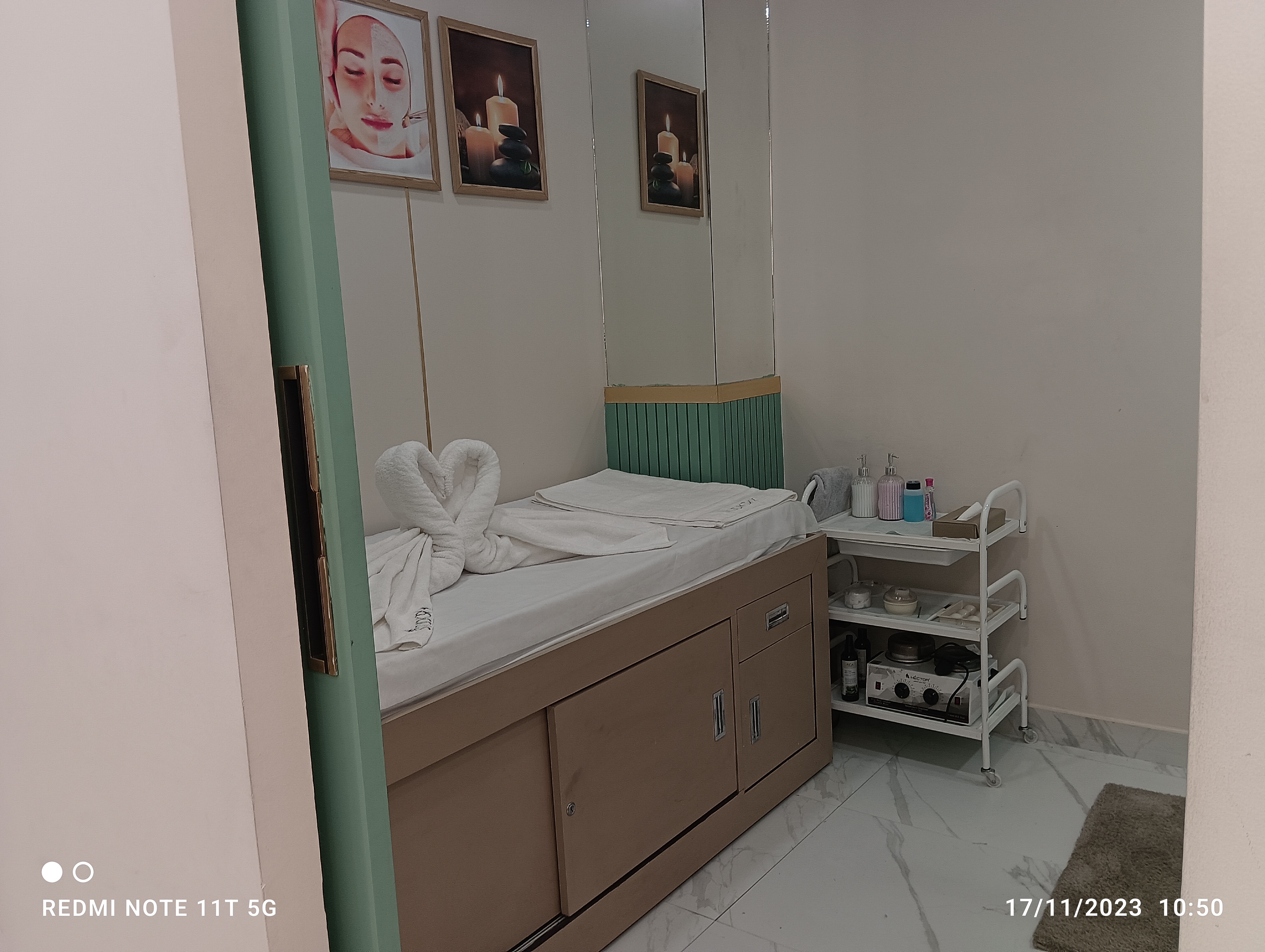 Image of Studio99pathankot at First floor, GM Complex, Improvement Trust Road, near Peer Baba Chowk, Patel Chowk,