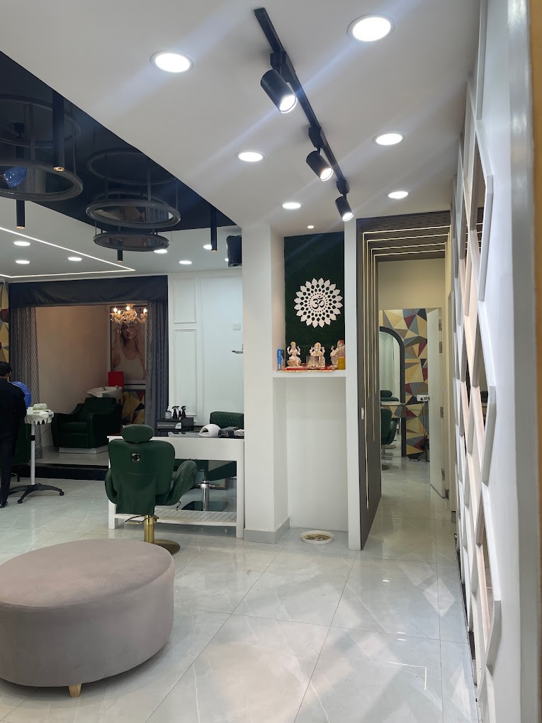 Image of HairBuzzkharar at Sco 67-68, Gillco Valley Rd, Near Dominos,
