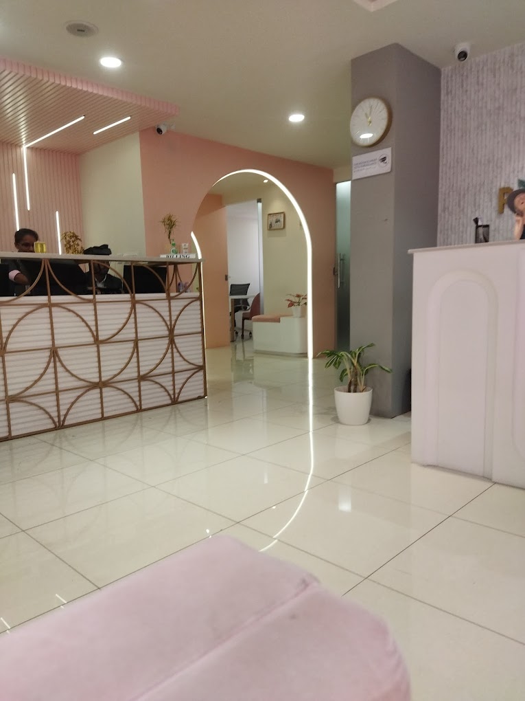 Image of hkpermanentmakupclinic at Plot No.43, 2nd floor, Gurunanak colony, opp. S B I Bank,