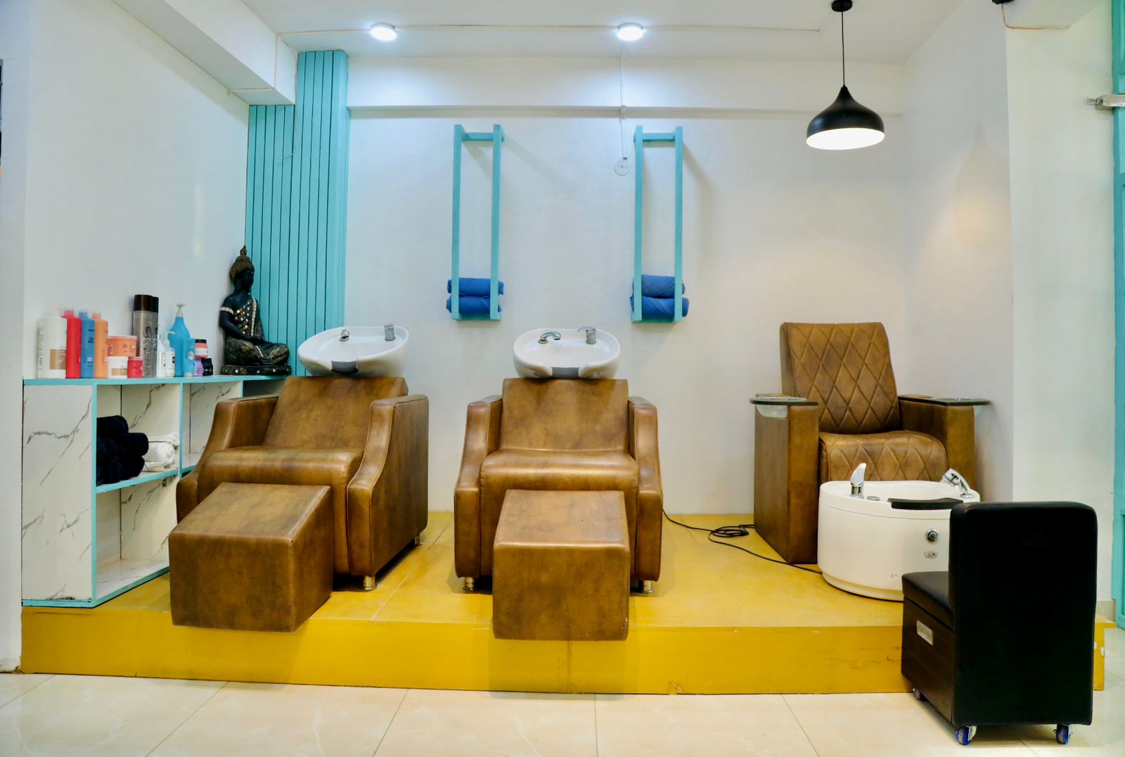 Image of HairportbyNaresh at Canal road opposite to NIVH gate ,