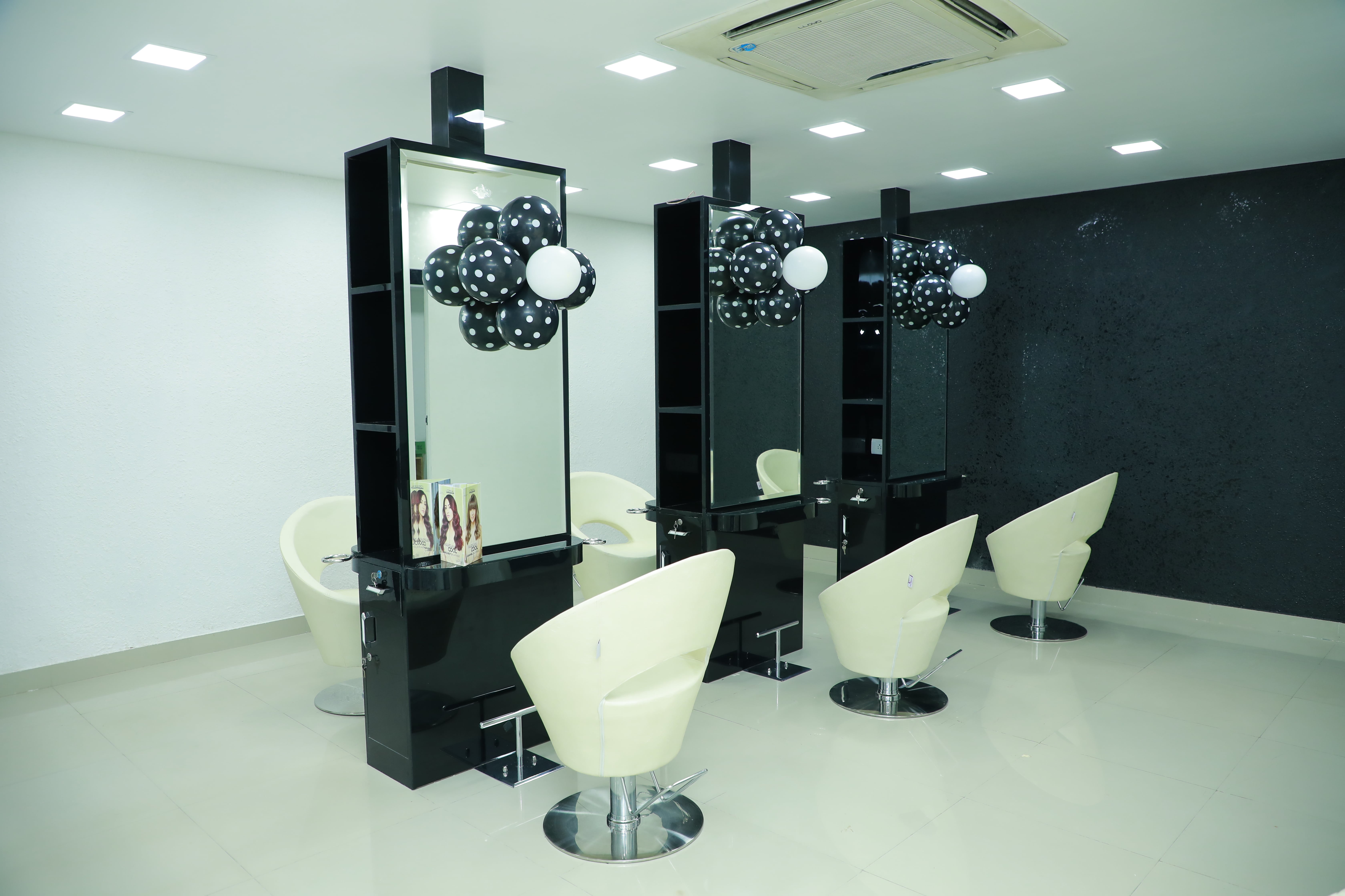 Image of spinvijaynagarmys at No. 4575 1st floor vijayanagar 2nd stage devraj mohalla,