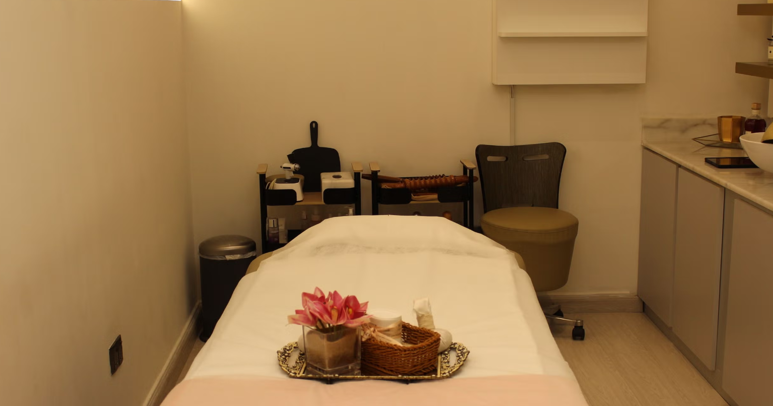 Image of skinglowfacialcenter at G/F Sheikh Wadeema Building No.7, 178 Channel Street, Al Raha Beach, Abu Dhabi