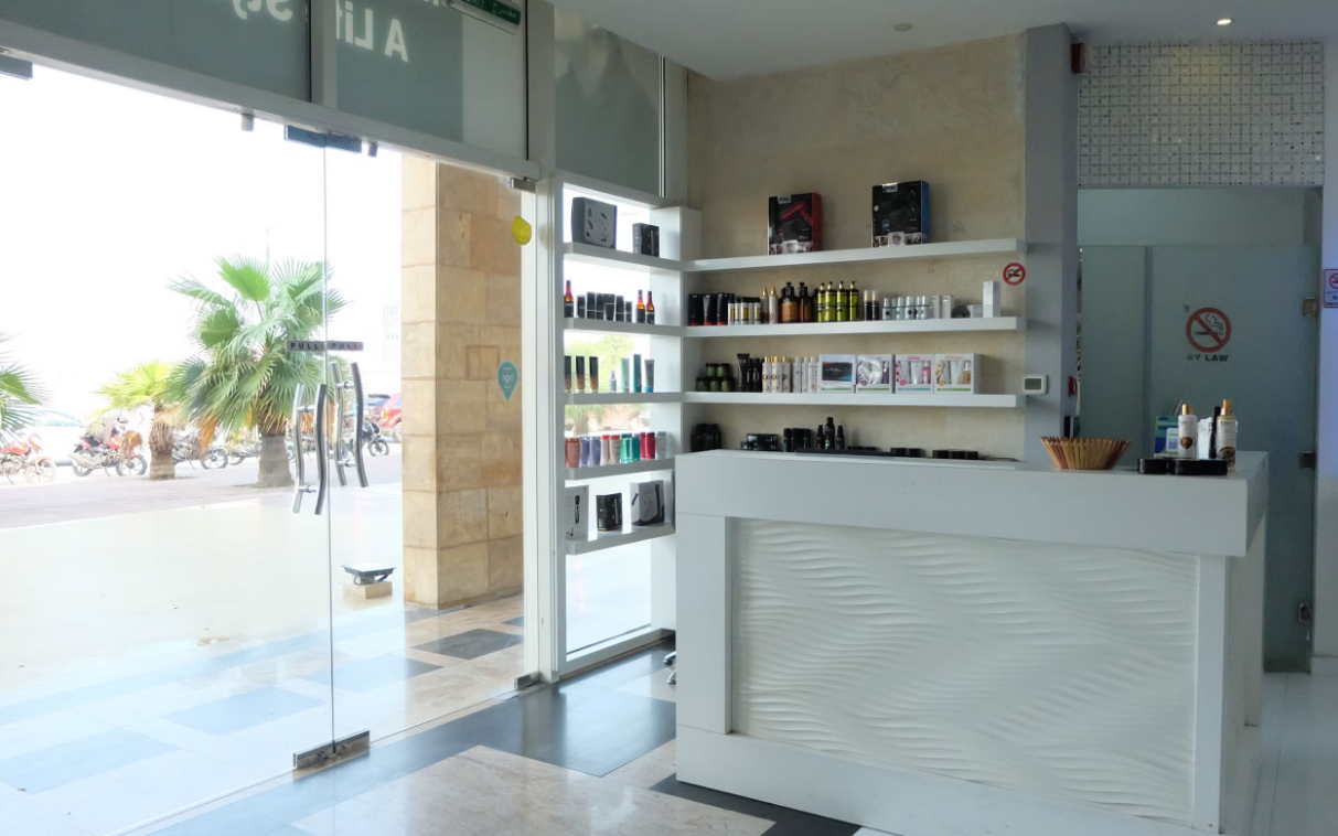 Image of 4GuysSalon at Kojak Building, Dubai Motor City, Dubai, Motor City, Dubai
