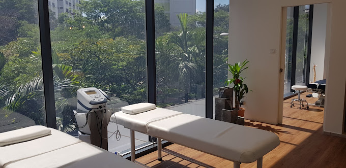 Image of OneSpineChiropractic at 321 Clementi Avenue 3 #02-04 Singapore 129905
