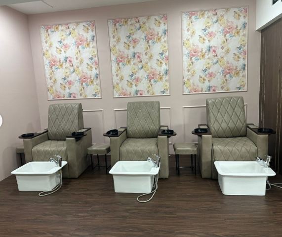 Image of NHSquareUnisexSalonHulimavu at No 10 2nd floor Maruti arcade Madhuban colony Begur Hulimavu road Hulimavu Bangalore - 560076