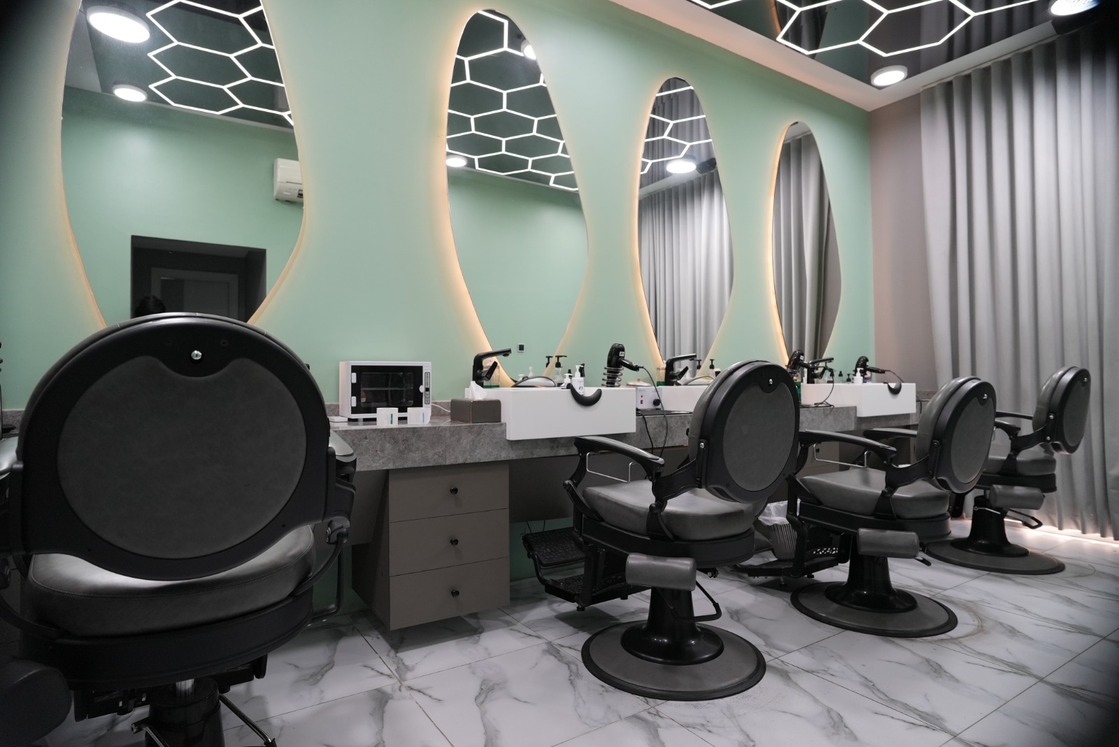 Image of Privatevillagentssalon at أبو ظبي ، خليفة أ - بالقرب من مخابز السلطان - أبو ظبي