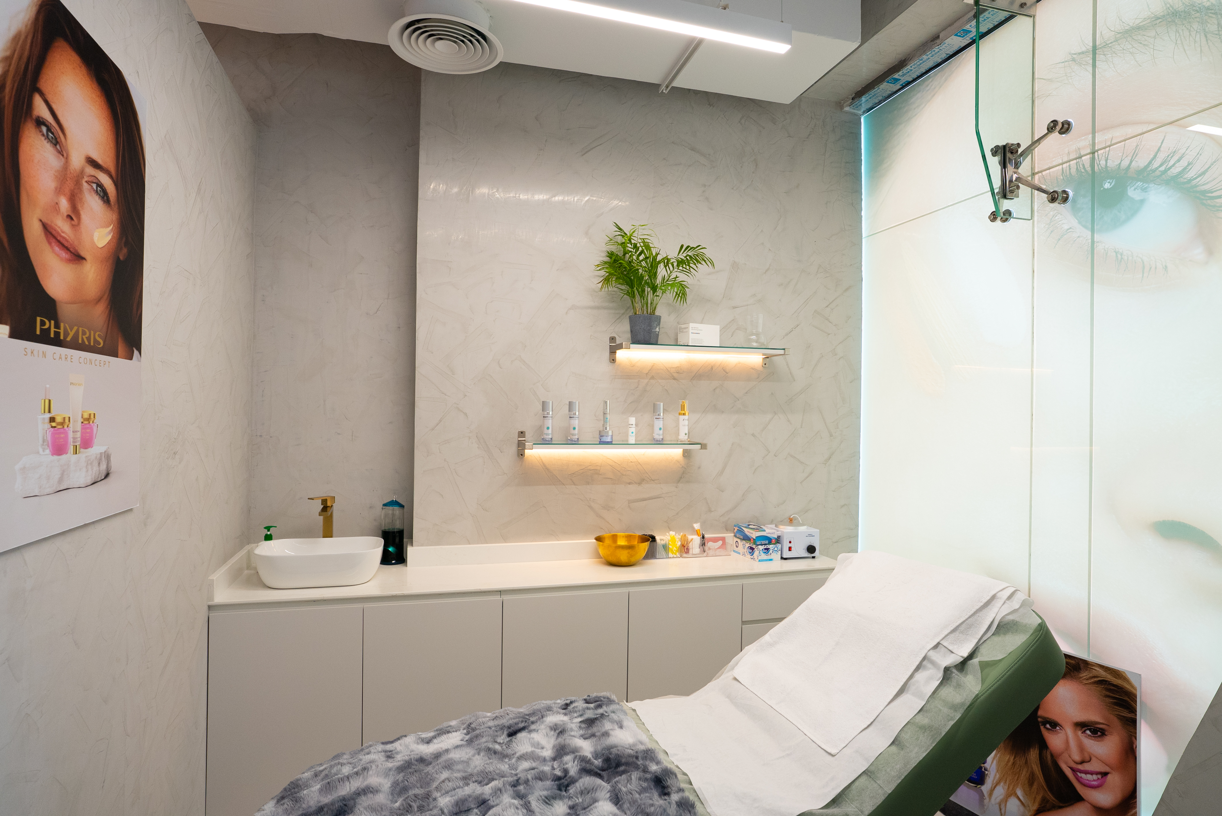 Image of Glowbox at THE BAY - B2 - Shop 04 - Business Bay