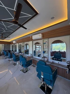 Image of ADUIUnisexSalonandSpa at 1ST FLOOR OJING COMPLEX,ROCKLAND,TEZU