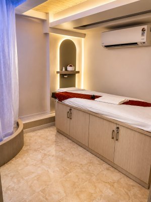 Image of sa1 at Victoria Beauty Salon & Spa™
Arsiwala Building, Opposite Indu Clinic Near Chiragdin, Woodhouse Road
Colaba, Mumbai