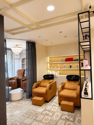 Image of LESALON at 1st floor, 405 SCO, Sector 20, Panchkula, Haryana 134117