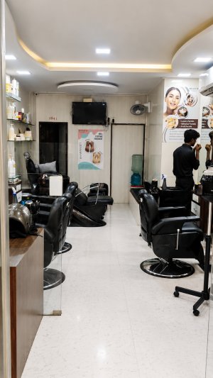 Image of NewKanchSalon at Shop Number 4, Jupiter CHS, Plot Number 137, near TJSB Bank, Kandivali, RDP 8, Charkop Sector 6, Kandivali West,