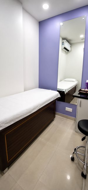 Image of HabibsHairandBeauty1 at Door no . 27-14/27, osman nagar road, opposite to HP petrol pump.