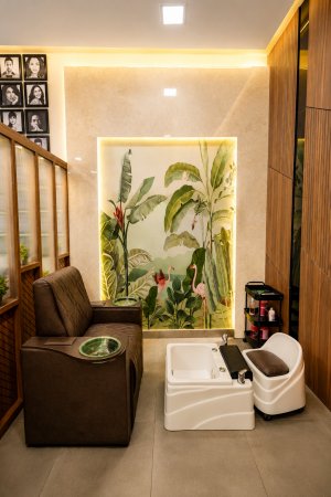 Image of Trim1 at 15,16,17 Ground Floor ,Omaxe Hazratganj ,Gomti Nagar Extension ,Lucknow 226002