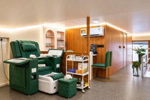 Image of MaristelaBeautyLounge at Showroom No. 110 Fortune Imperia near speedwell Party Plot Road.