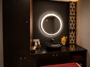 Image of BuddhatraditionalThaispa at 104, South point Mall, Golf Course Rd, DLF Phase 5, Sector 53,