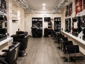 Image of LuxorLooks at 20A, Gariahat Rd S, Dhakuria,