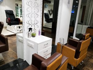 Image of knuckoutsalonzirakpur at Patiala Road, Above Gopal , Zirakpur