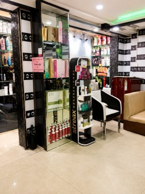 Image of NEWGLOWFamilySalon1 at New Glow Salon YSR Complex, #1, PWD Main Road 6th Cross, Visweswara Layout, Akash Nagar, B Narayanapura,