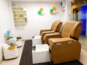 Image of NEWGLOWFamilySalon1 at New Glow Salon YSR Complex, #1, PWD Main Road 6th Cross, Visweswara Layout, Akash Nagar, B Narayanapura,