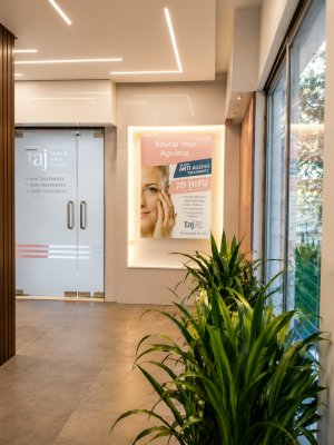 Image of TajSkinHairClinic at Stilt floor, Vishnu Arcade, Karve Rd, next to Hotel Sheetal, near Karve statue, Mayur Colony, Kothrud,