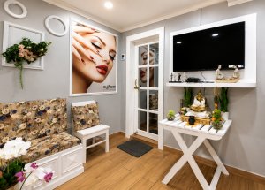 Image of OrchidUnisexSalon at Zero Point, above Allen Solly, Peter England, Louis Philippe, opp. Vinayak Furniture, Bank Tinali,