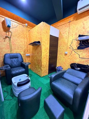 Image of TheVibeFamilySalon at MC Road Vembayam Trivandrum Kerala