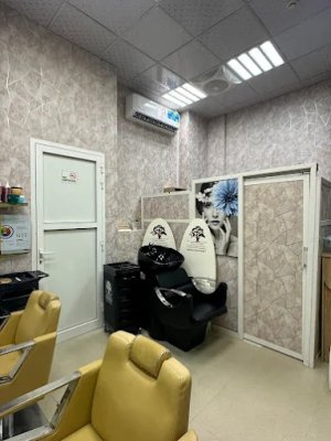 Image of alanaqaandalnoumahbeautycenter at Muwaileh Commercial Area - Sharjah