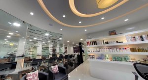 Image of Toniandguyessensualskaloor at No 35/1971, A 64, 2406, Kaloor - Kadavanthara Rd, opposite Cafe 17, Kathrikadavu, Kaloor, Kochi, Ernakulam, Kerala 682017, India