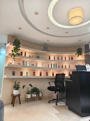 Image of Toniandguyessensualskaloor at No 35/1971, A 64, 2406, Kaloor - Kadavanthara Rd, opposite Cafe 17, Kathrikadavu, Kaloor, Kochi, Ernakulam, Kerala 682017, India