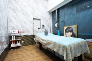 Image of BFFBeautySalonLLC at Shop 7, Al Nasr Palace, Oud Metha