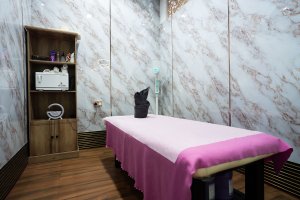 Image of BFFBeautySalonLLC at Shop 7, Al Nasr Palace, Oud Metha