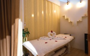 Image of BIANBAUTYSALONLLLC at Near Al Ghurair Centre, Al Rigga, Dubai