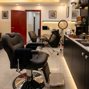 Image of veronailspa at Mansour Trading Building (#25), Khalifa Street, Al Ain