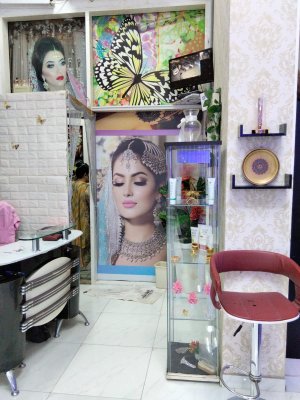 Image of Albaituljameelsalon at Sharjah, al taawun