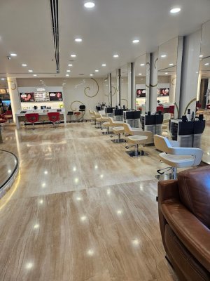 Image of Glam1 at 30/1366 B1, 1st Floor, Below Gold's Gym, Syama Business Centre, Mahakavi Vailoppilli Road, Vyttila,