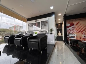 Image of spinsalonshine at no 171 2nd floor saviraj tower bommenahalli budigere road bidarahalli hobli,