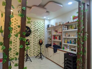 Image of RKSalonAndAcademy at Teen Lalten Chowk Bettiah