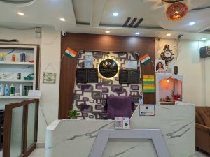 Image of RKSalonAndAcademy at Teen Lalten Chowk Bettiah