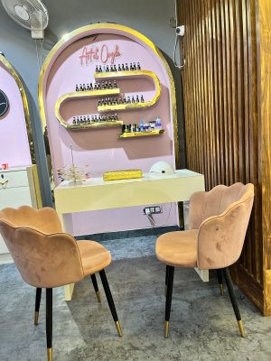 Image of THEETERNALCROWNBEAUTYUNISEXSALON at B-72, LAJPAT NAGAR PART- 2,