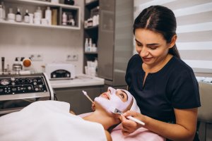 Image of AllInOneSalon at 18522 Pioneer Blvd