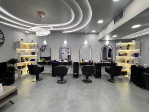 Image of YangFriendsLadiesSalon at Hot bake bakery same building - Office 303, Bin Awda Tower 1005, Zayed The First street - Electra Street - Abu Dhabi