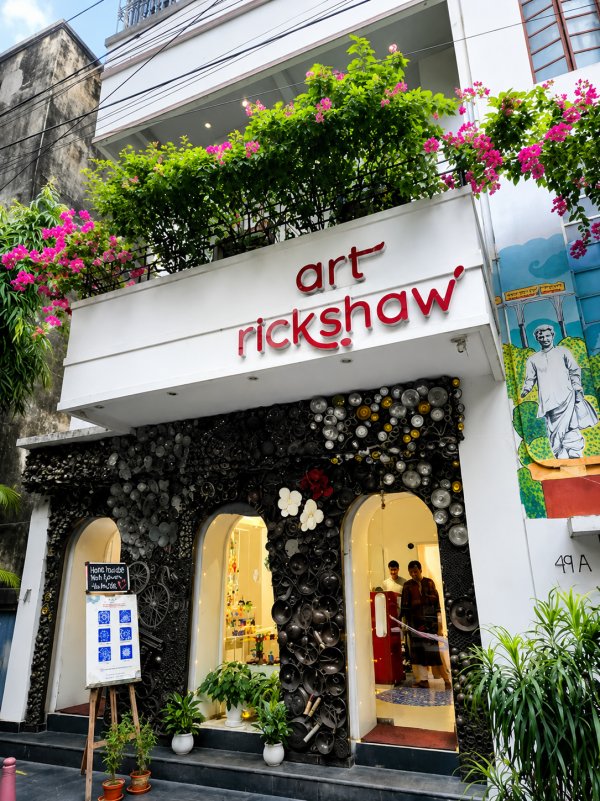 Image of ArtRickshaw at 49 B Hindustan Park, Art Rickshaw Building, 2nd floor,