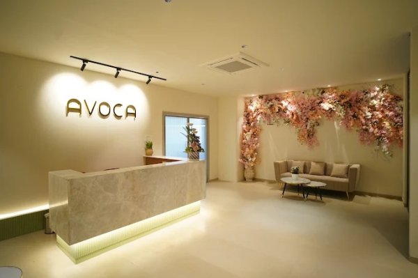 Image of AvocaJUBILEEHILLS at 2nd Floor Manakchand Plaza CBI Colony Jubilee Hills Road No 45 500033.