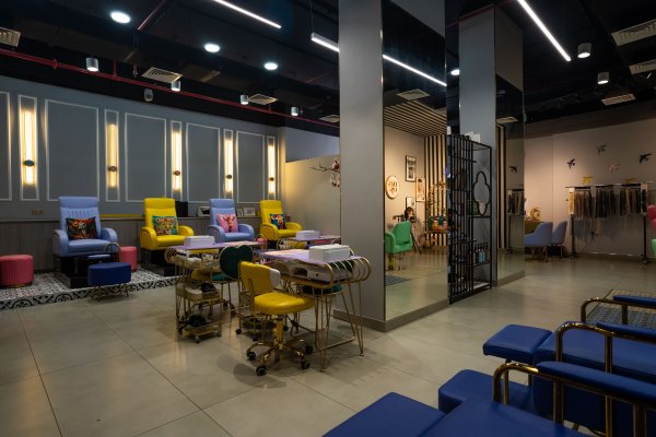 BedazzledBeautySalon