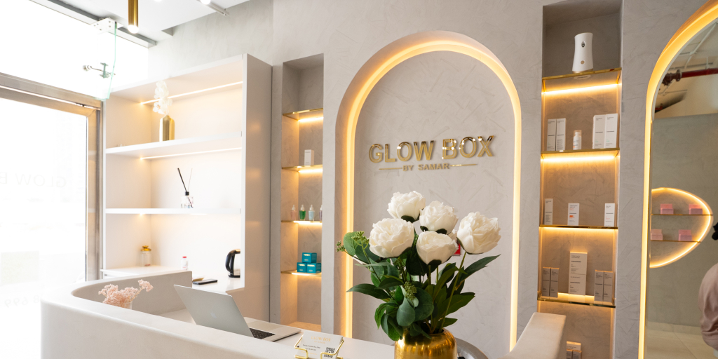 How Glow Box Built a New Business Abroad with Salonist?